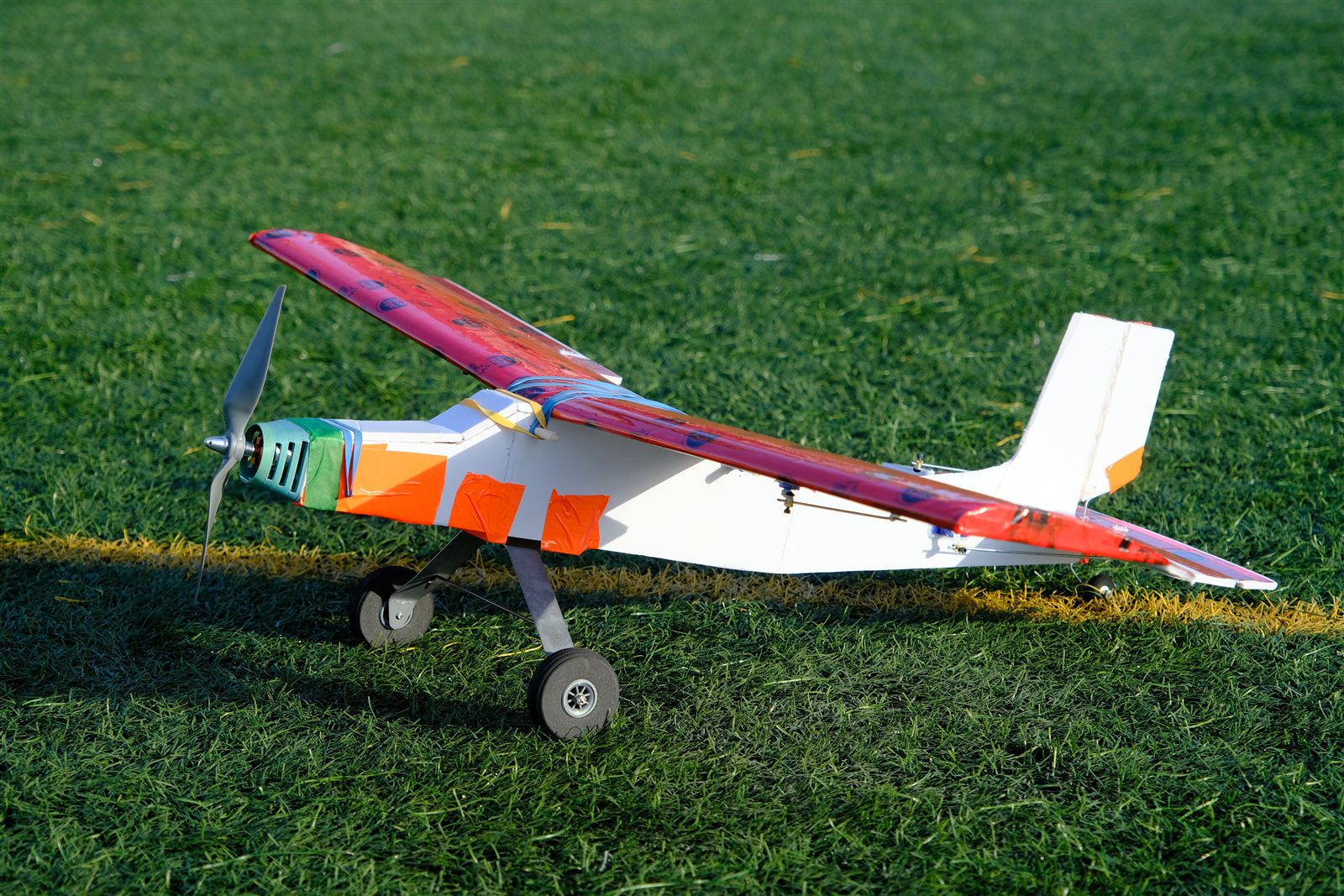 Remote controlled airplane